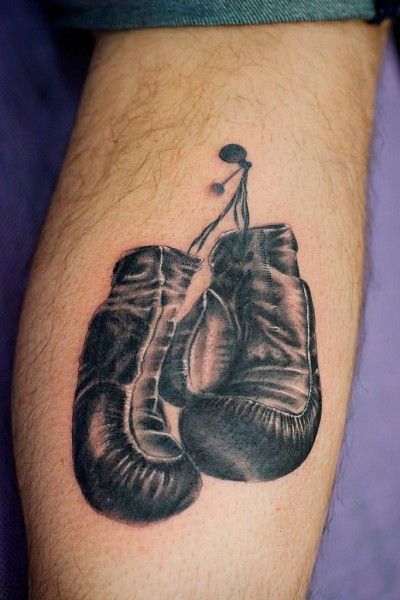 Перчатки боксерские тату