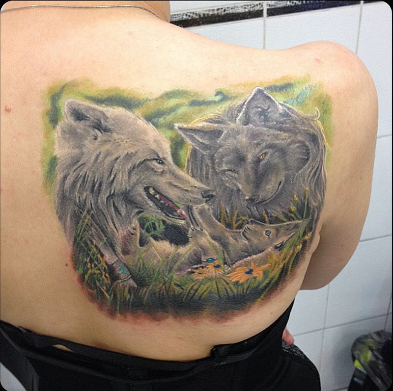 Татуировка волки