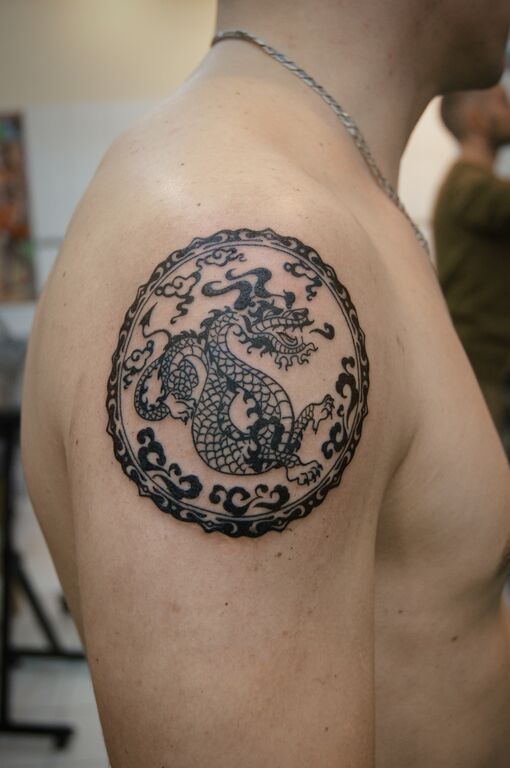 Татуировка вьетнамский дракон