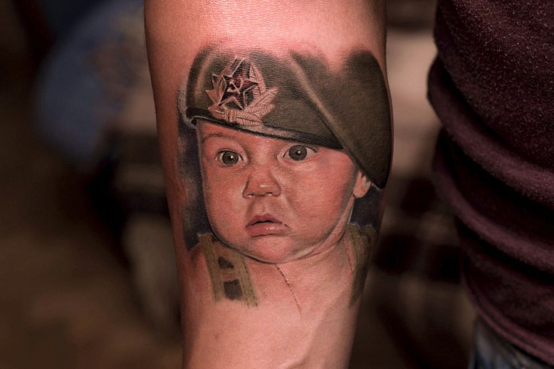 Татуировка портрет ребенка